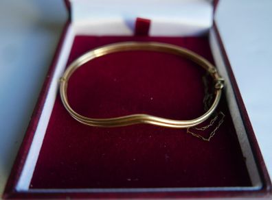 Vintage  14k Yellow Gold Plated  Bangle Bracelet