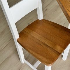 table and chairs