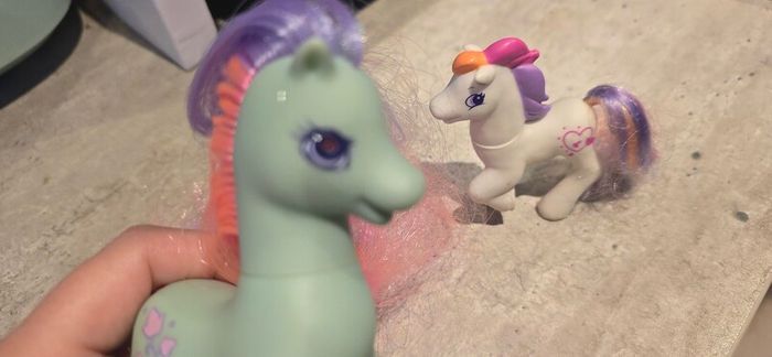 IVY Pretty Parlour Palor version with Free McDonalds HTF MLP G2 My Little Pony