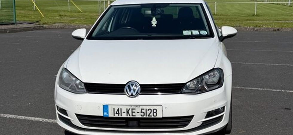 2014 VW Golf 2.0 TDI Bluemotion High Spec