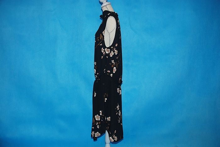 Vero Moda Dress Size M