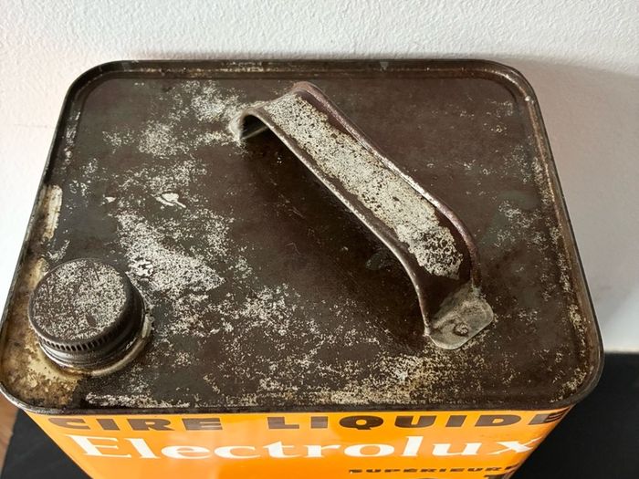 Vintage Electrolux Advertising Tin