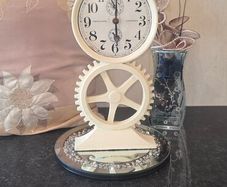 Vintage Industrial Gear Wheel Table Clock Cream Shabby Chic Newgate Style