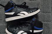 Reebok Boys Trainers Black Like New