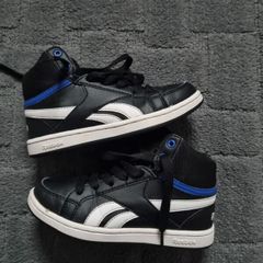 Reebok Boys Trainers Black Like New
