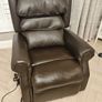 riser Recliner Image 4