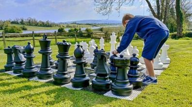 Garden chess set