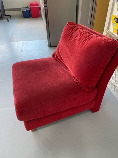 red futon
