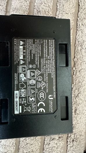 UBIQUITI POE injectors (1x48v and 3x 24v)