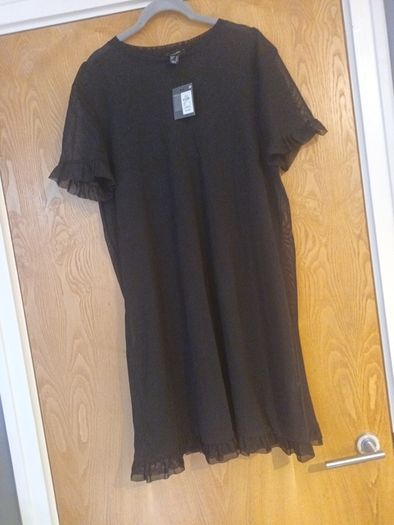 Primark  Black Dress.   S. 14    B.N.W.T. .
