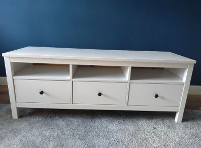Ikea hemnes tv unit white