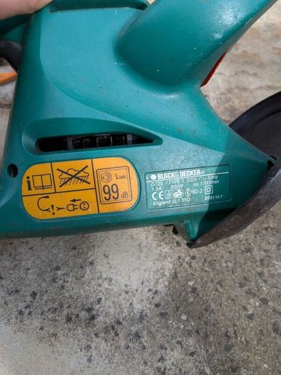 Hedge Trimmer Black and Decker GT25