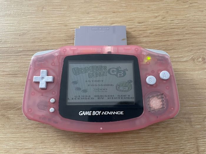 Nintendo Gameboy Advance AGB-001 Milky Pink + Orignal Games