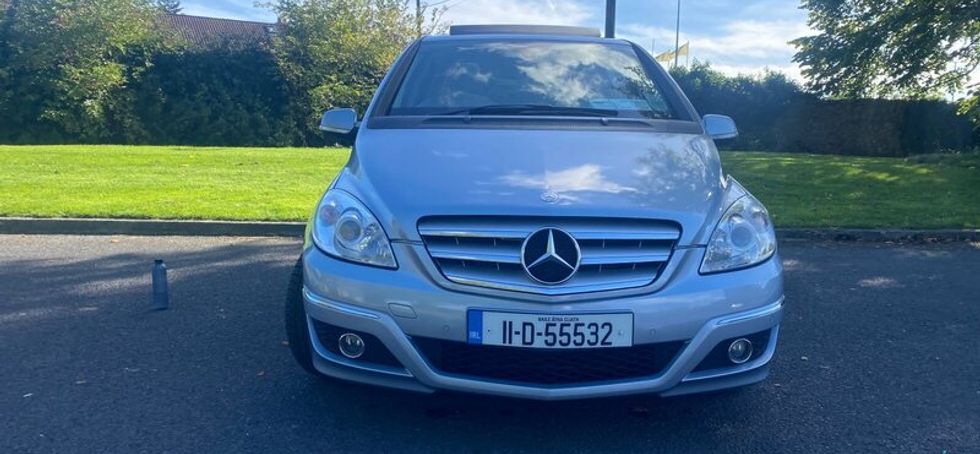 Mercedes-Benz B-Class 2011