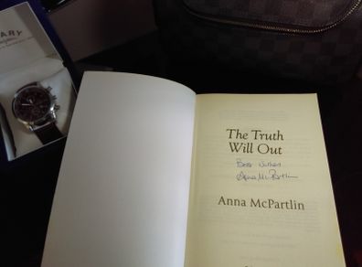 The Truth Will Out ! HAND SIGNED by Anna McPartlin ! First edition ! AUTOGRAPH !