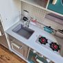 toy kitchen Image 3