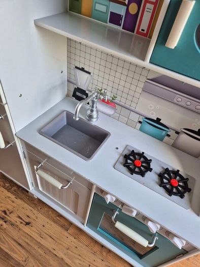 toy kitchen