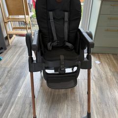 Maxi Cosi Highchair