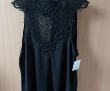 beautifull crochet top with bow on the back