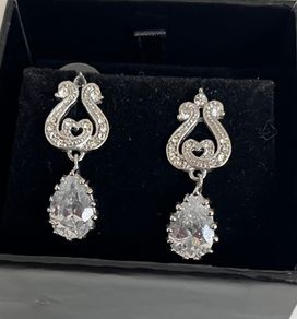 New Vintage Style Earrings