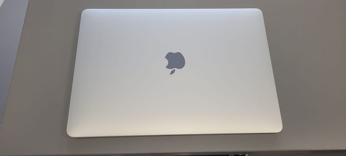 Apple MacBook Pro 13" A2159 Touch Bar 128GB SSD 8GB RAM 1.4GHz Quad-Core i5