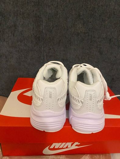 Nike initiator