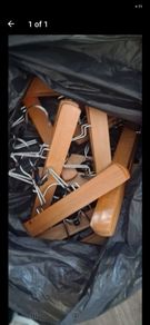 Hangers think for bottoms and scarlfs