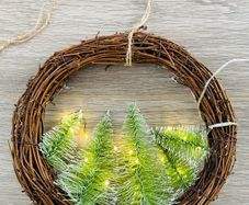 Battery Powered Woodland Tree Light Up Wreath