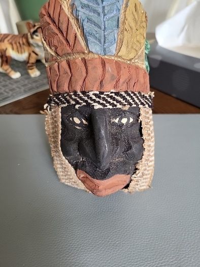 African carving