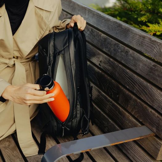 Peak Design - Travel Backpack 20L - Black - Brand New! (RRP 200 Euro!)  [BRAND NEW]