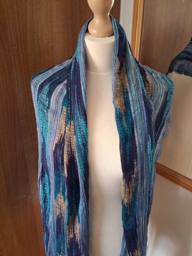 Beautiful Textured Scarf/Shawl from Accessorize New