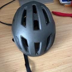 Specialized cycling helmet / Bike helmet