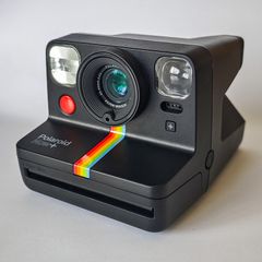 Polaroid Now+