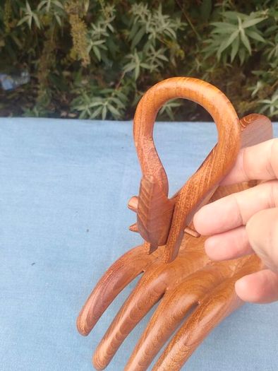 Buddha hand hardwood wine holder