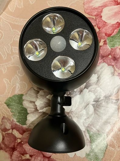 LED Spotlight with PIR motion sensor
