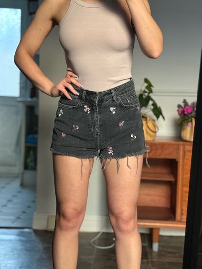 Denim&Co High Quality Denim Shorts S size; embroidery