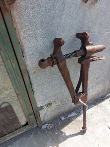 Vintage Blacksmiths Vice