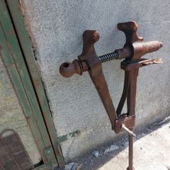 Vintage Blacksmiths Vice