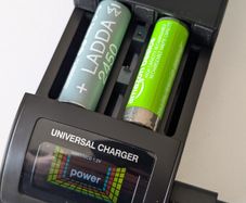 Kenro universal charger