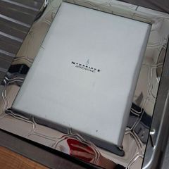 Free Silver Newbridge Frame