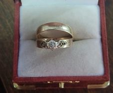 9ct wedding ring and diamond engagement ring