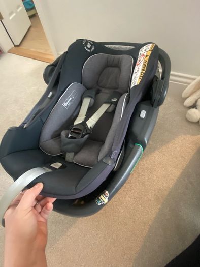 Maxi Cosi Coral Car seat and isofix. READY TO USE
