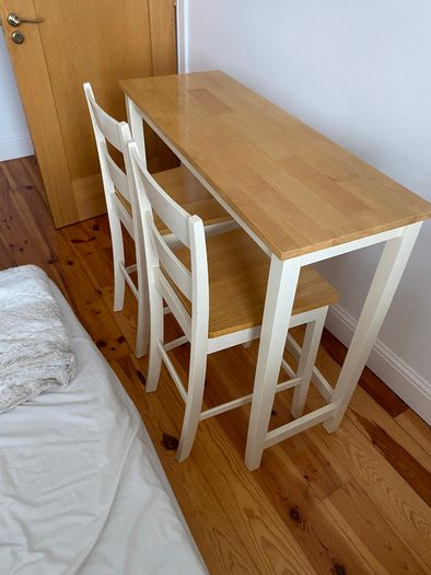 Compact Wooden Bar / Dining Table Set with 2 High Chairs