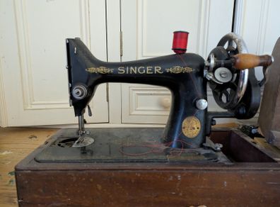 Singer Sewing Machine