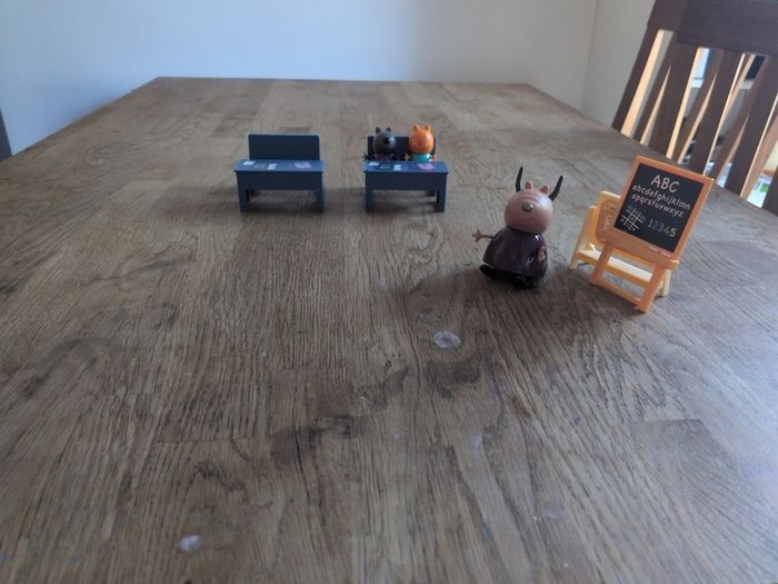 Peppa pig school set