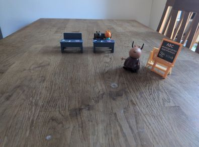Peppa pig school set