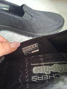 skechers slip on