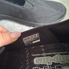 skechers slip on