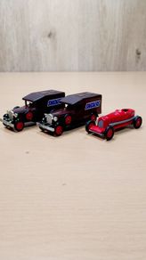 Lledo Snickers van and car bundle