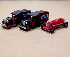 Lledo Snickers van and car bundle